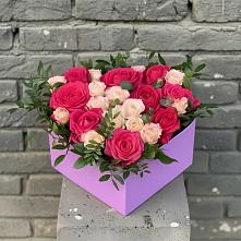 Цветочная композиция из Розы в коробке #REPLACE_PRED# Пристень