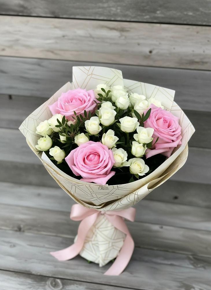 Букет цветов из: Розы в Пристень