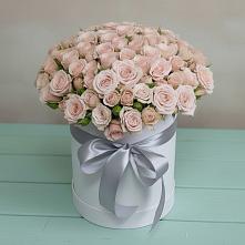 Цветочная композиция из Розы в шляпной коробке в Пристень