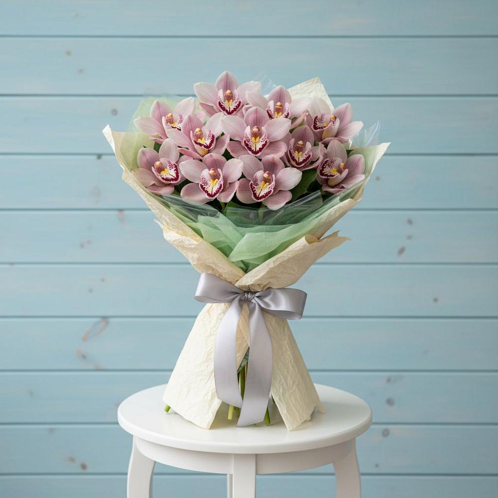 Букет цветов из: Орхидеи и Розы в Пристень