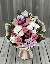 Букет цветов из:  Альстромерии, Гвоздики, Розы и Хризантемы в Пристень