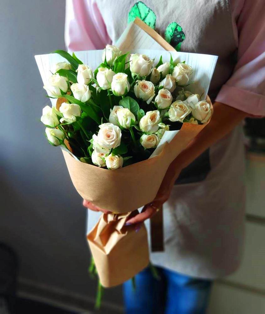 Букет цветов из: Розы в Пристень