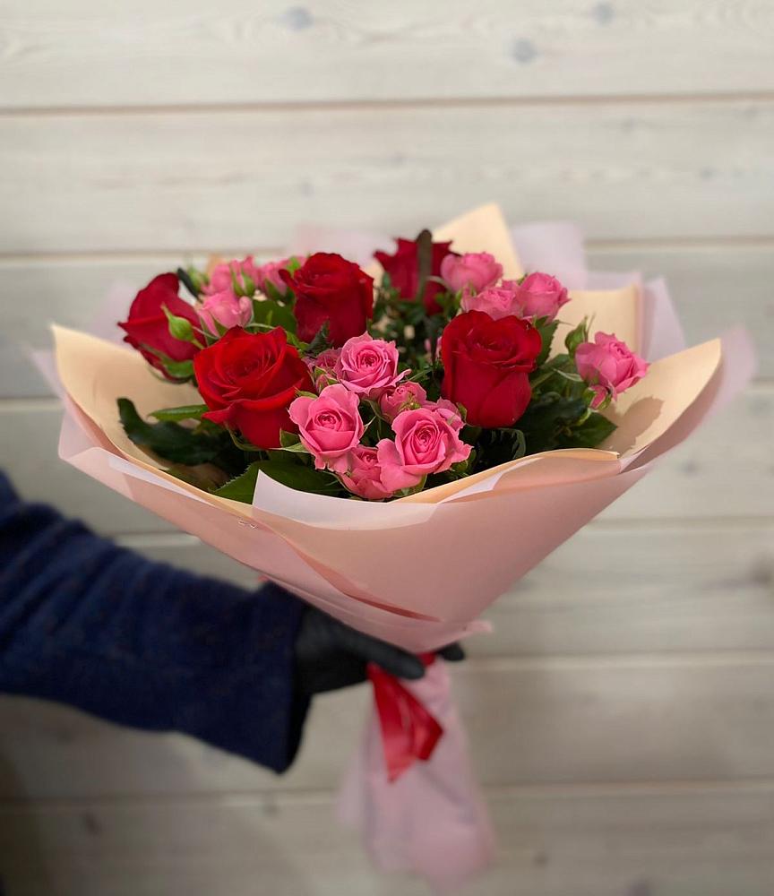 Букет цветов из: Розы в Пристень