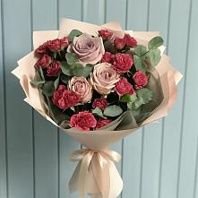Букет цветов из:  Гвоздики и Розы в Пристень