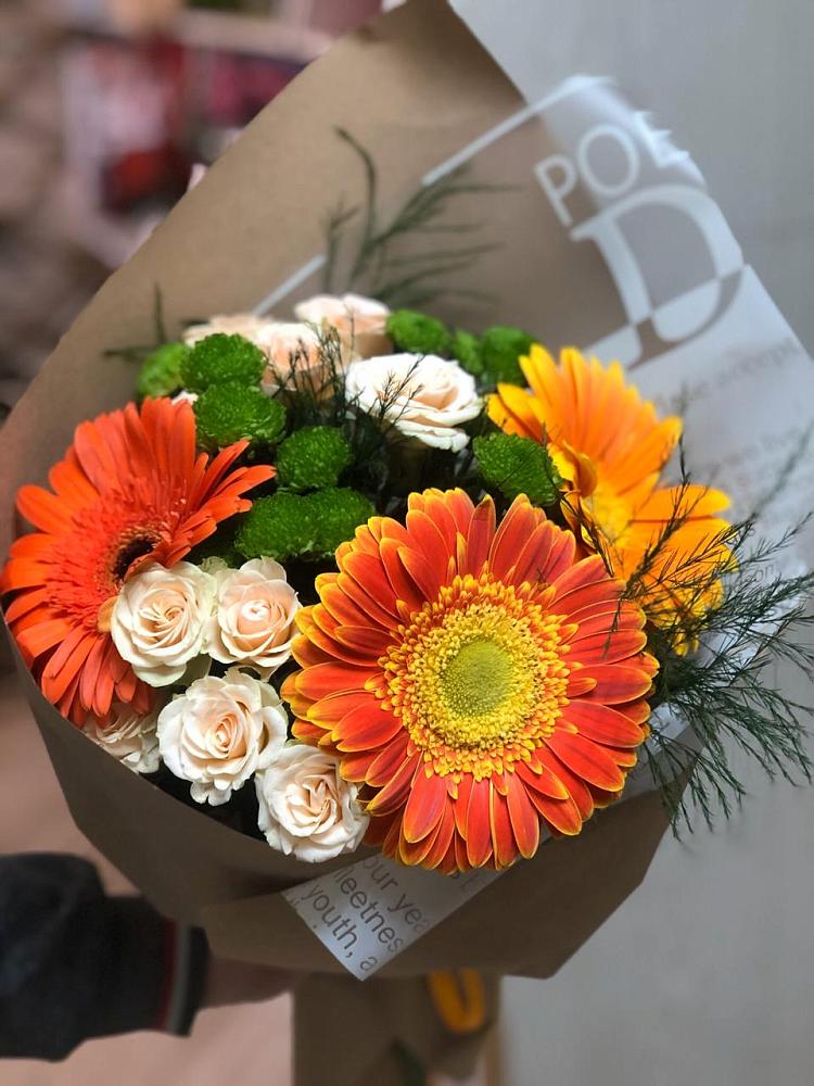 Букет цветов из: Герберы, Хризантемы и Розы в Пристень