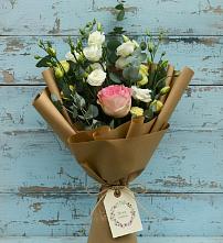 Букет цветов из:  Розы и Лизиантусы в Пристень