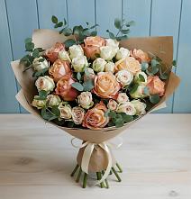 Букет цветов из:  Альстромерии и Розы в Пристень