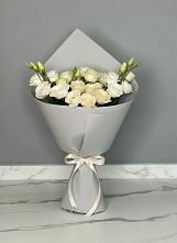 Букет цветов из:  Розы и Лизиантусы в Пристень